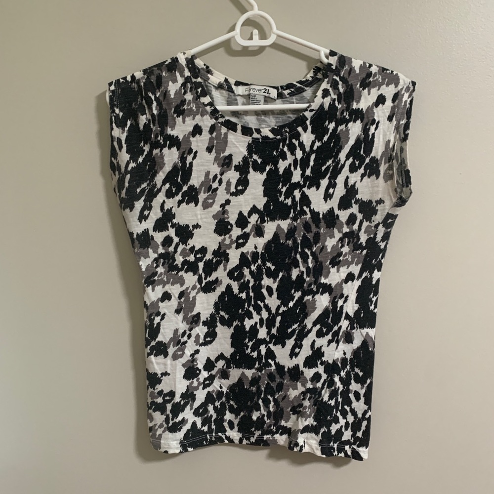 Forever 21 Black and White Cheetah Print Shirt